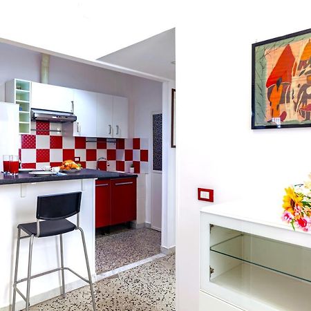 Hostly - Sant'Orsola Suite Apartment Rom Eksteriør billede